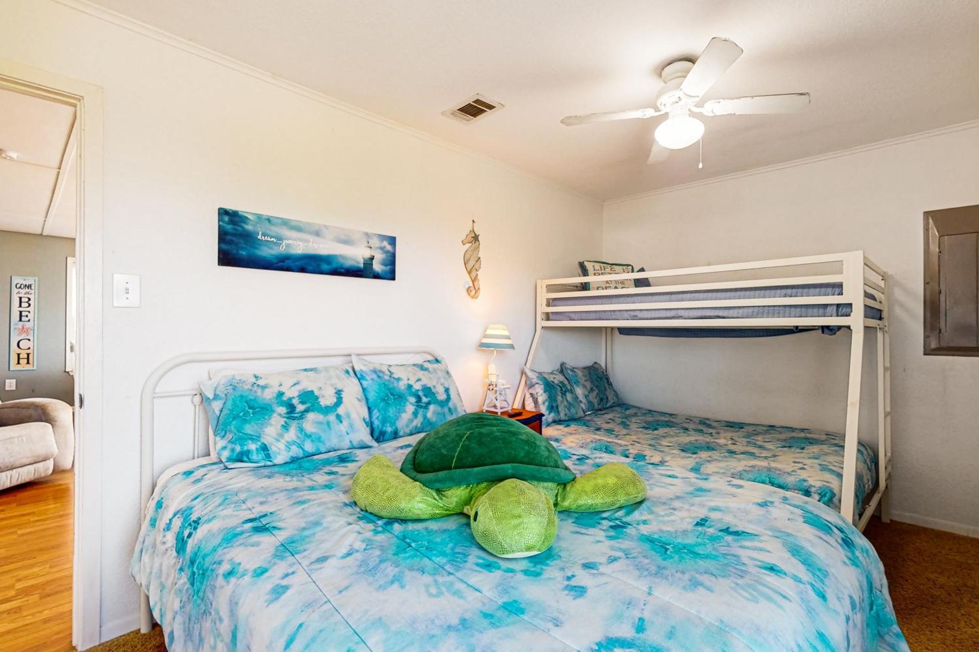 Turtle Sea-Renity Beach Cottage クリスタル・ビーチ エクステリア 写真